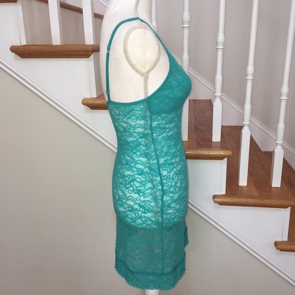 Victoria's Secret stretch lace mini slip chemise S - Picture 8 of 11